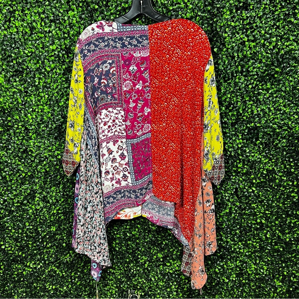 SACRED THREADS | Floral Patchwork V-Neck Top - Picture 8 of 8